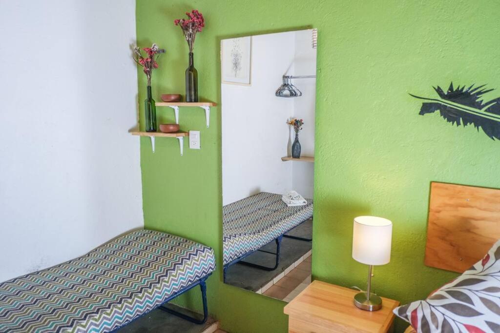 Chill Green Beautiful Downtown Area Tv Good Wifi Oaxaca Ngoại thất bức ảnh